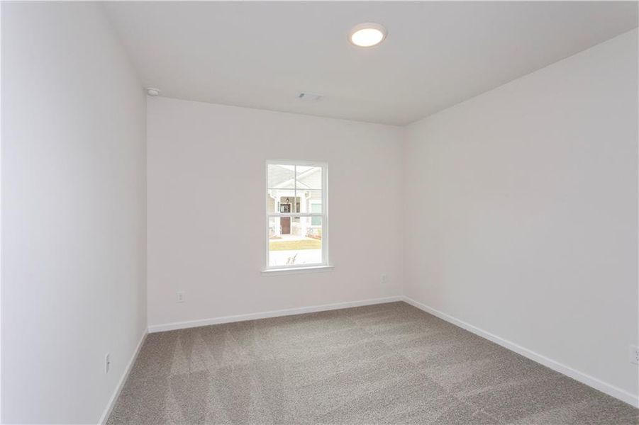 Spacious, unfurnished interior of a new home in Creekwood, Powder Springs (Image 11).