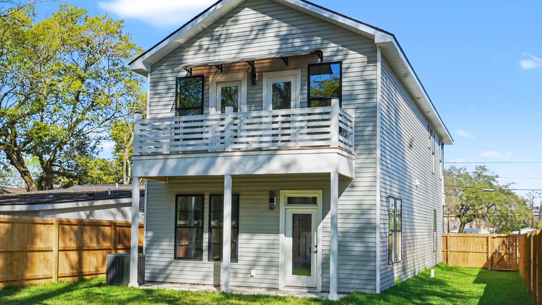 Exterior details and patio area of a home in , North Charleston (Image 3). Exterior details and patio area of a home in , North Charleston (Image 3).