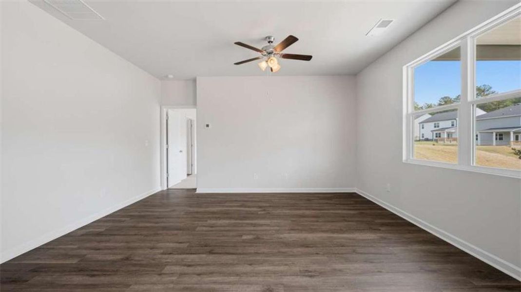 Spacious, unfurnished interior of a new home in The Preserve at Agricultural Village, Perry (Image 15).