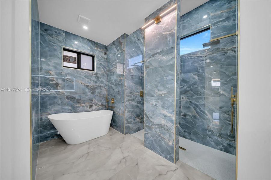 Furnished interior view inside a new home in , Cape Coral (Image 15).