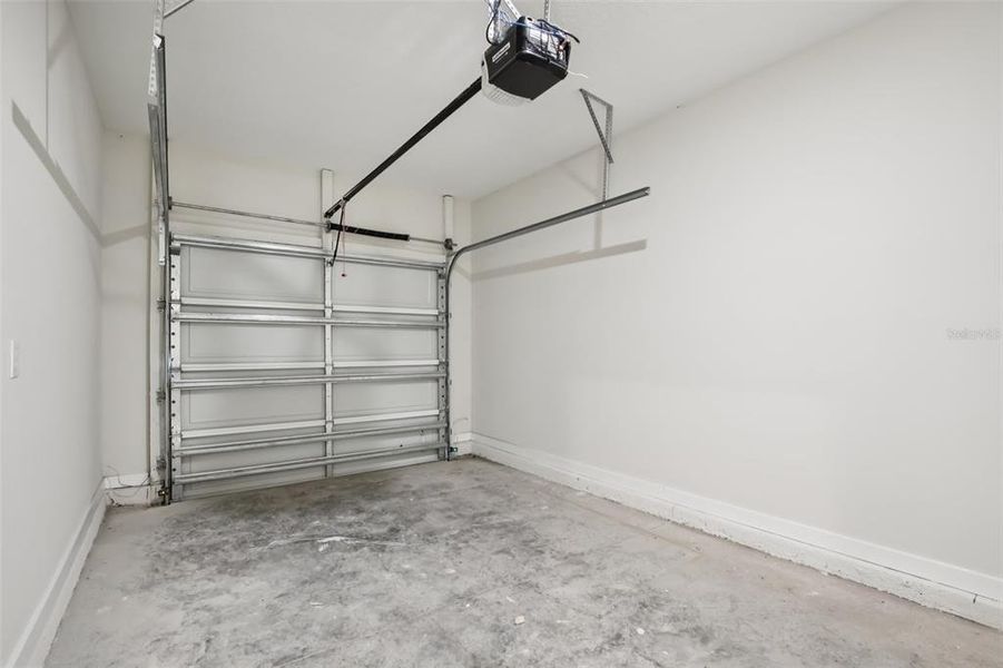 Spacious, unfurnished interior of a new home in , Nokomis (Image 22).