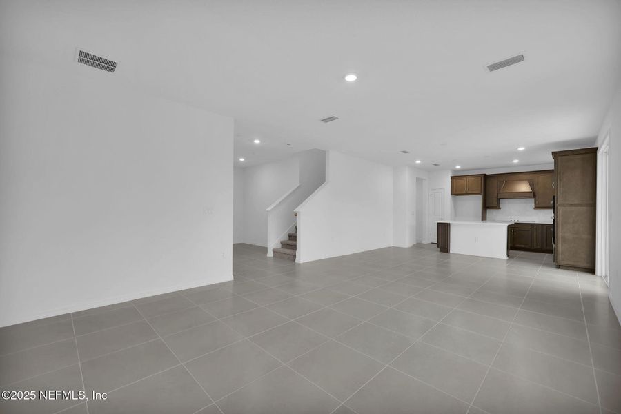 Spacious, unfurnished interior of a new home in Hyland Trail, Green Cove Springs (Image 26). Spacious, unfurnished interior of a new home in Hyland Trail, Green Cove Springs (Image 26).