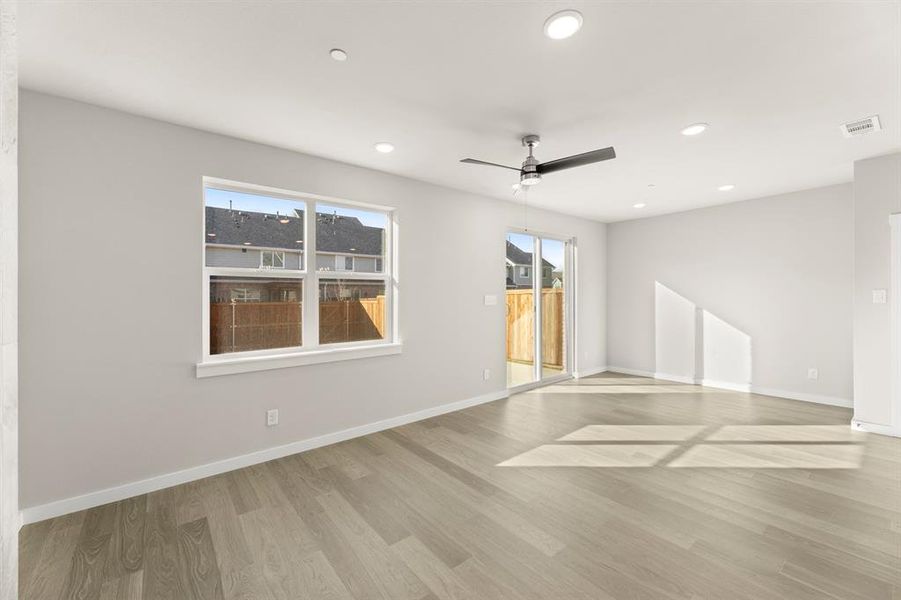 04. 704 Prosper - Family