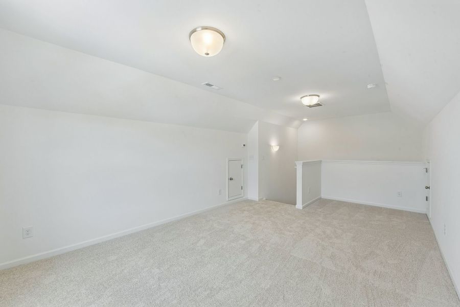 Spacious, unfurnished interior of a new home in Edgewater - The Cottages, Lancaster (Image 25).