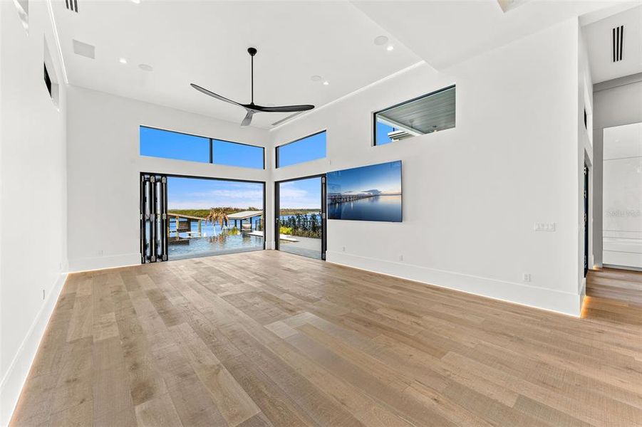 Spacious, unfurnished interior of a new home in , New Smyrna Beach (Image 63).