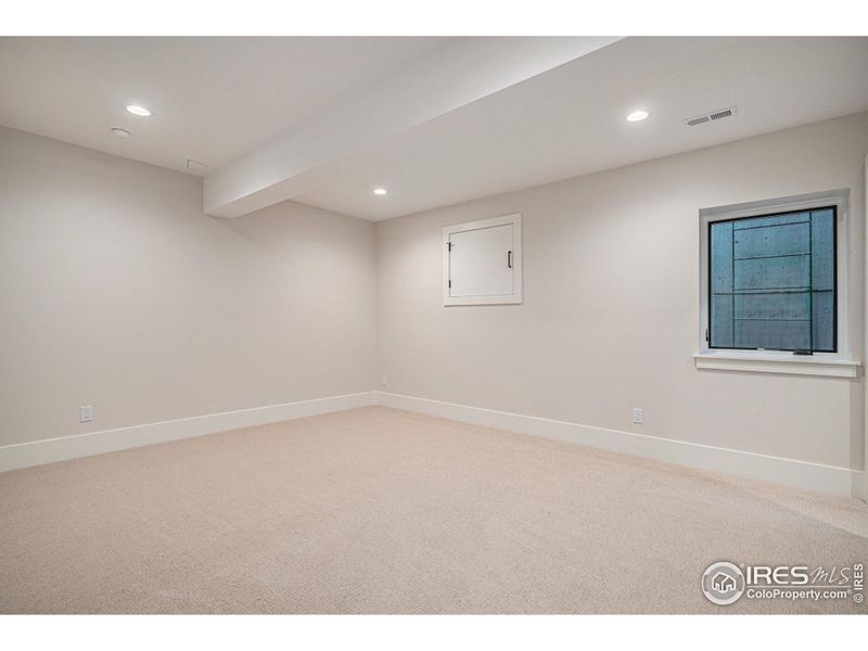 Basement Bedroom Basement Bedroom