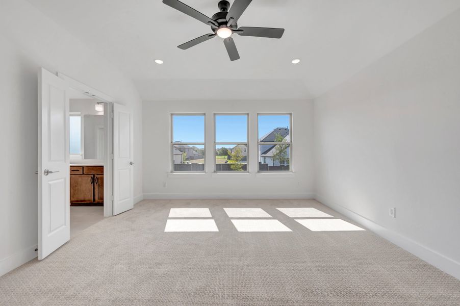 Spacious, unfurnished interior of a new home in Union Park, Little Elm (Image 20). Spacious, unfurnished interior of a new home in Union Park, Little Elm (Image 20).