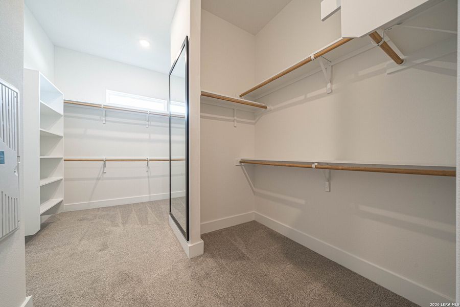 Spacious, unfurnished interior of a new home in , New Braunfels (Image 30).