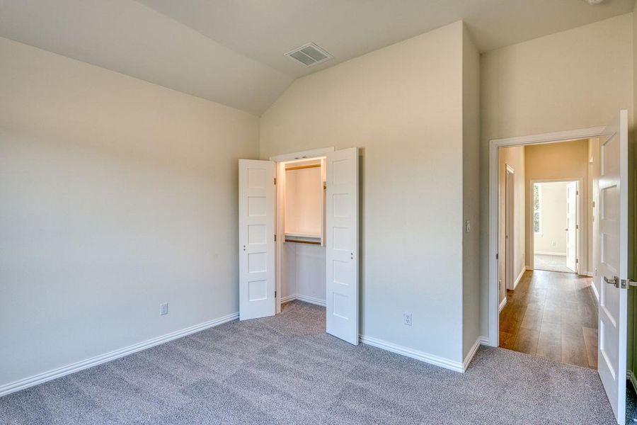 Spacious, unfurnished interior of a new home in , Horseshoe Bay (Image 35). Spacious, unfurnished interior of a new home in , Horseshoe Bay (Image 35).