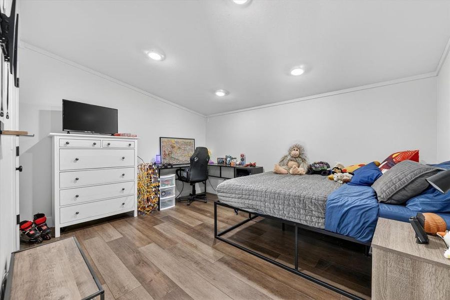Furnished interior view inside a new home in , Ponder (Image 14).