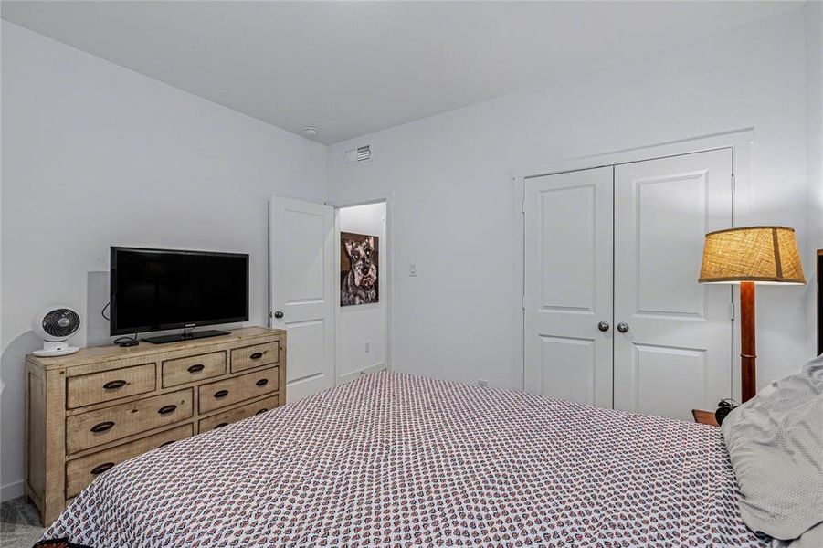 Furnished interior view inside a new home in Bridgewater, Princeton (Image 15).
