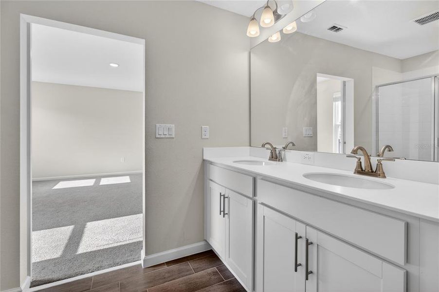 Furnished interior view inside a new home in Seasons at Forest Creek, Haines City (Image 17).