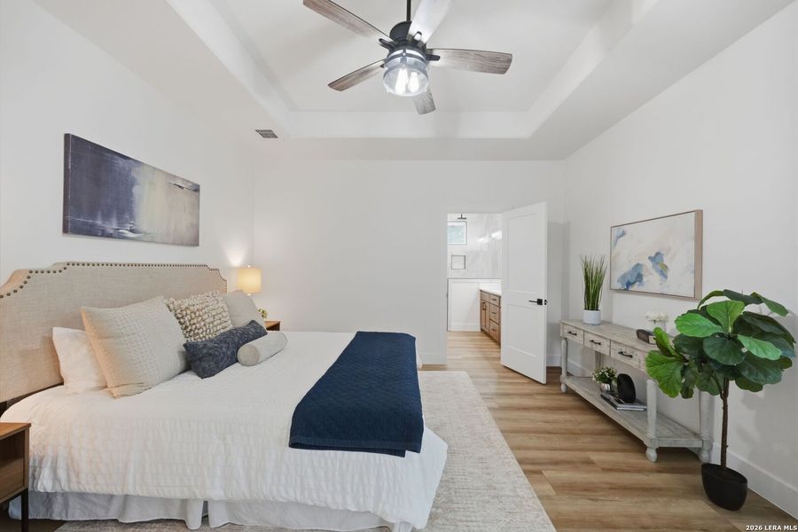 Furnished interior view inside a new home in , Canyon Lake (Image 5).