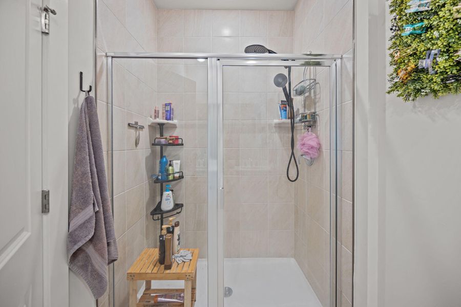 Close-up of interior finishes inside a home in , Hanahan (Image 22).