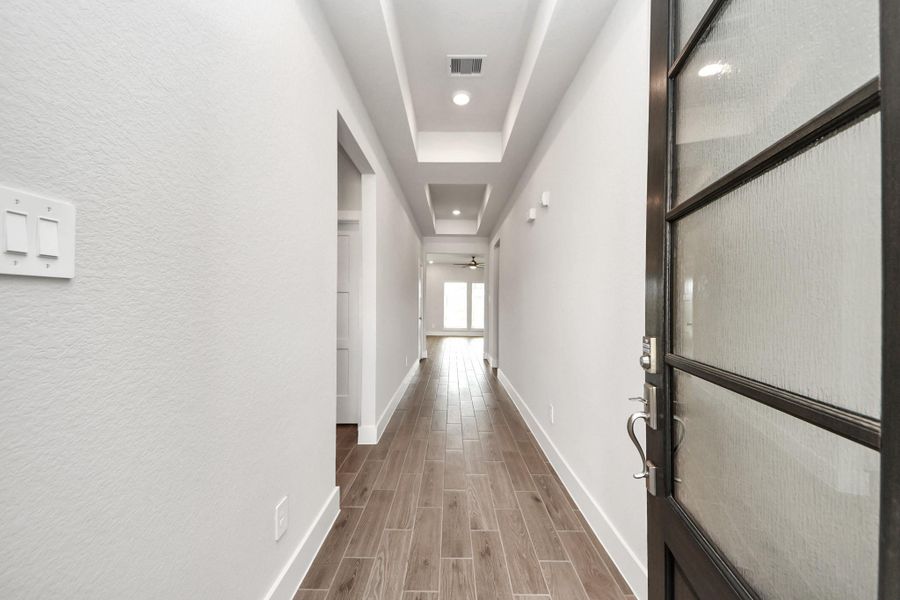 Spacious, unfurnished interior of a new home in Laurel Landing: Landmark Collection, Alvin (Image 20).