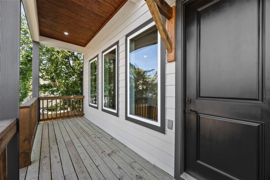 Exterior details and patio area of a home in , Houston (Image 3).