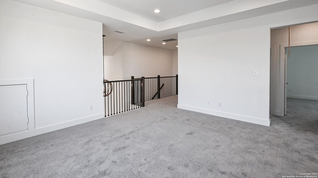 Spacious, unfurnished interior of a new home in Homestead 55', Cibolo (Image 22). Spacious, unfurnished interior of a new home in Homestead 55', Cibolo (Image 22).