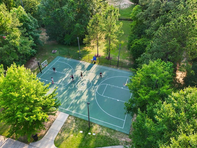 Image 31 of a home in Woodforest. Image 31 of a home in Woodforest.