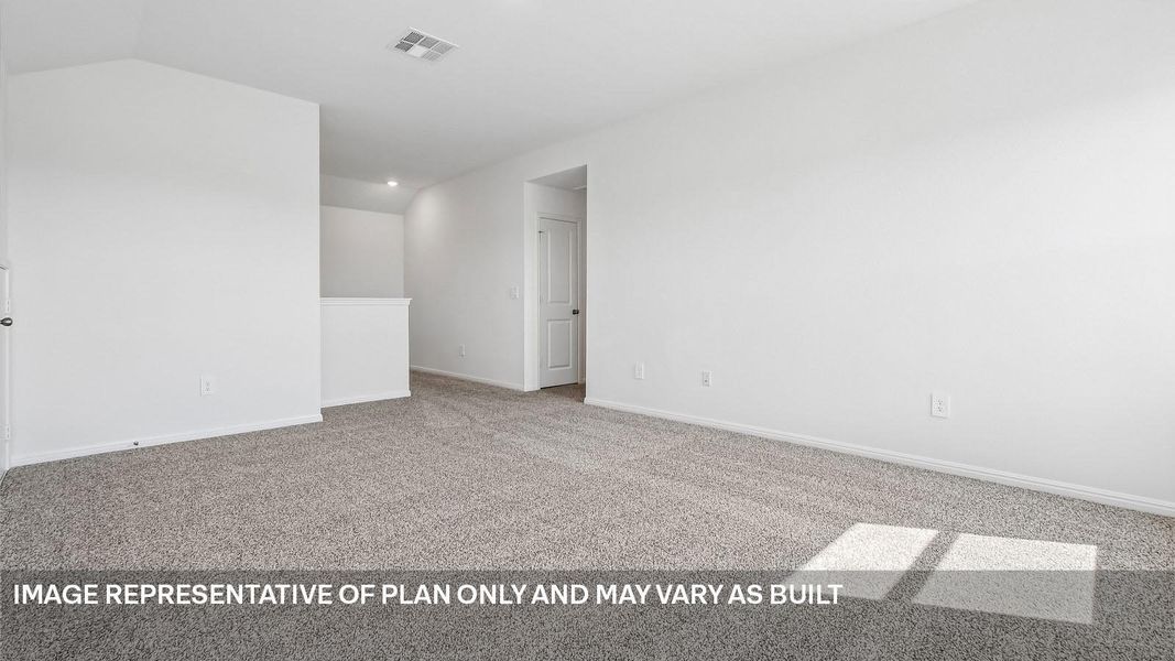 Spacious, unfurnished interior of a new home in Bar W Ranch, Leander (Image 33).