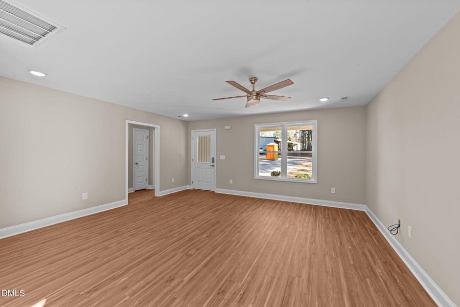 21-web-or-mls-VB4A8351