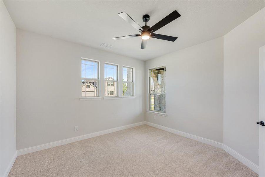 Spacious, unfurnished interior of a new home in Hunters Ridge, Crowley (Image 39).