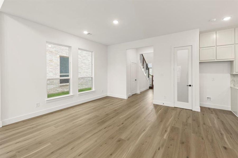 06. 801 Meadow Spring - Dining (3)