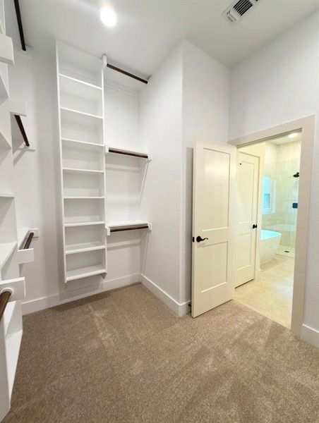 Spacious, unfurnished interior of a new home in The Ranches At Valley View, Springtown (Image 12).