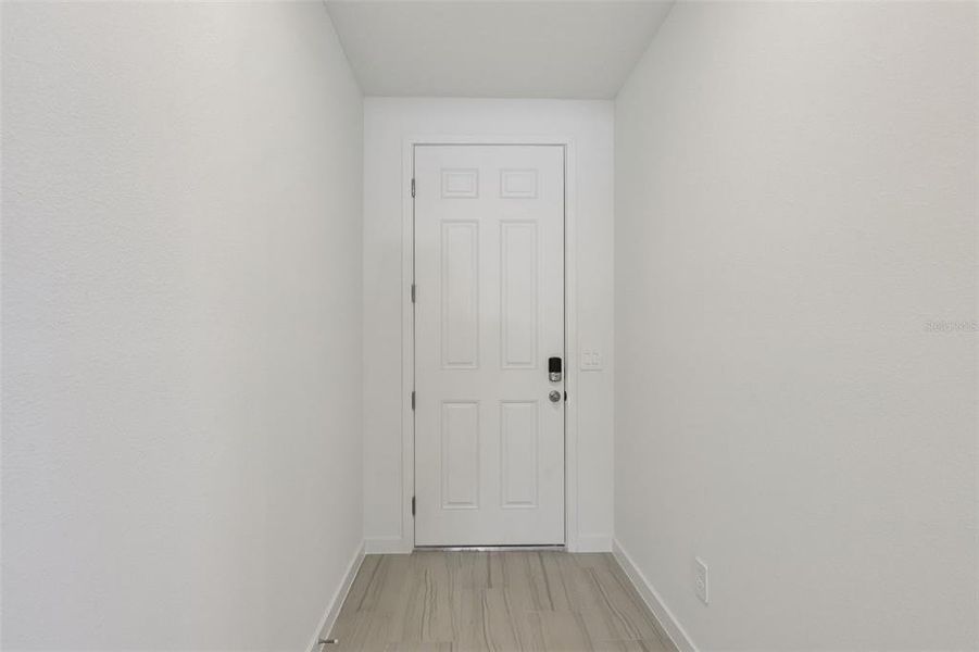 Spacious, unfurnished interior of a new home in , Palm Coast (Image 14).