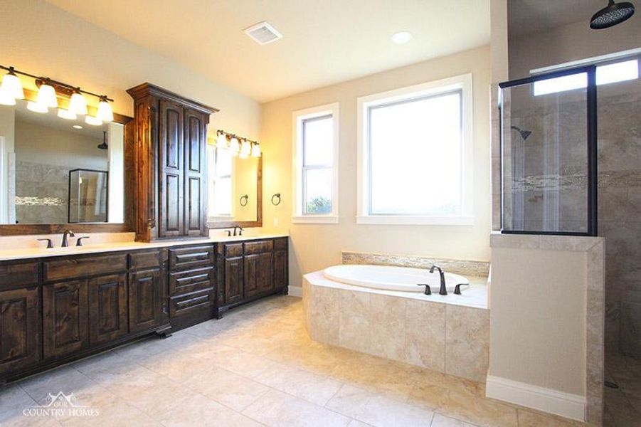 09 Master Bath 1 800