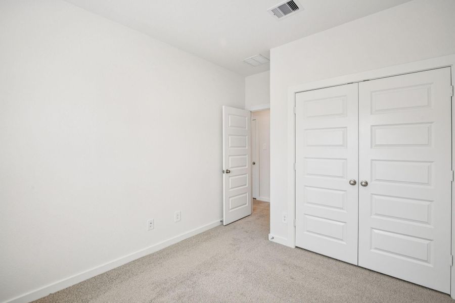 Spacious, unfurnished interior of a new home in Spring Brook Village - City Series, Houston (Image 34). Spacious, unfurnished interior of a new home in Spring Brook Village - City Series, Houston (Image 34).