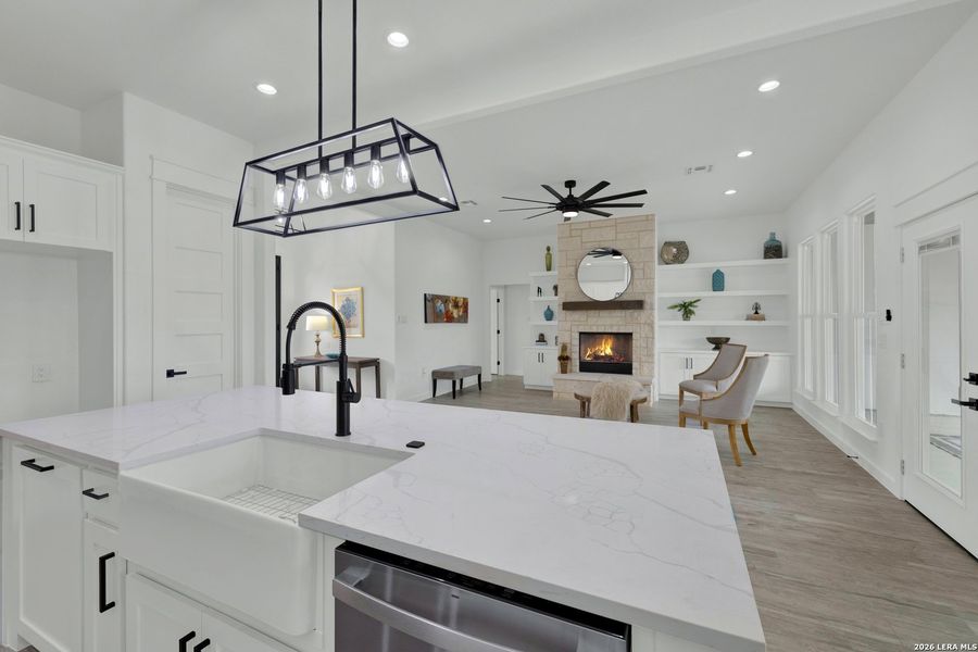Furnished interior view inside a new home in , Seguin (Image 10).