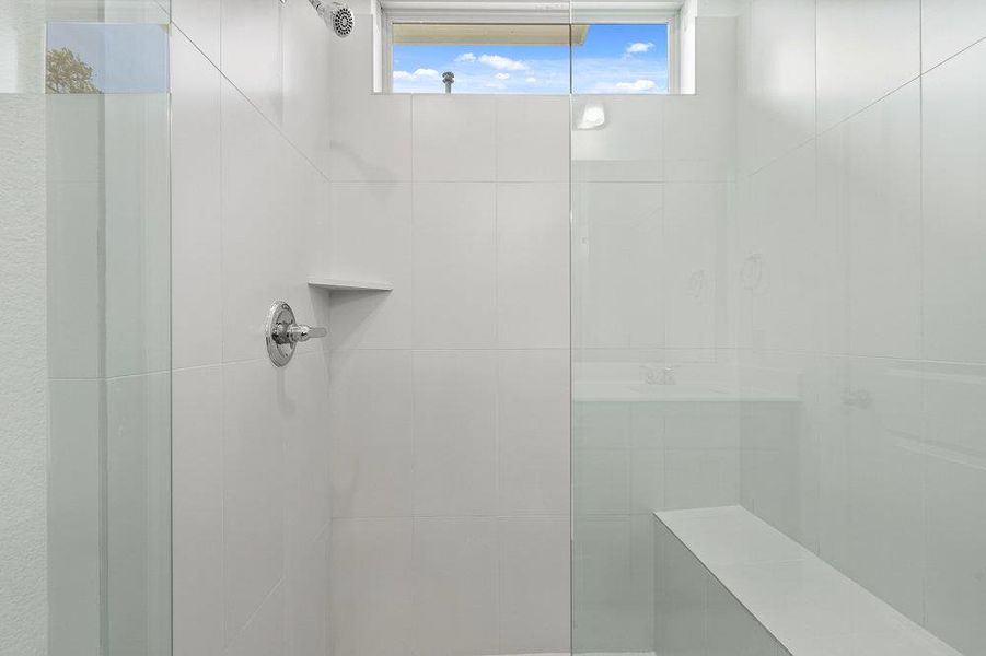 Image 13 of a home in Sage Hollow.