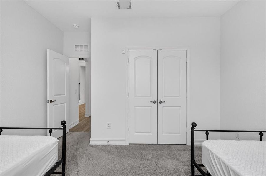Furnished interior view inside a new home in Erwin Farms, McKinney (Image 16).
