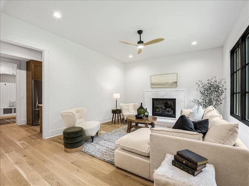 Furnished interior view inside a new home in , Alpharetta (Image 7).