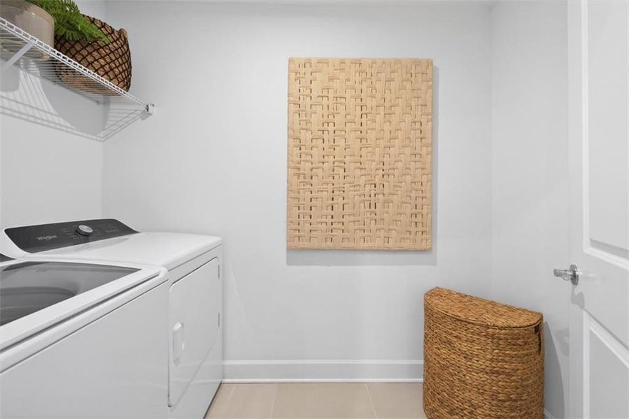 Close-up of interior finishes inside a home in Linden Grove, Powder Springs (Image 21).