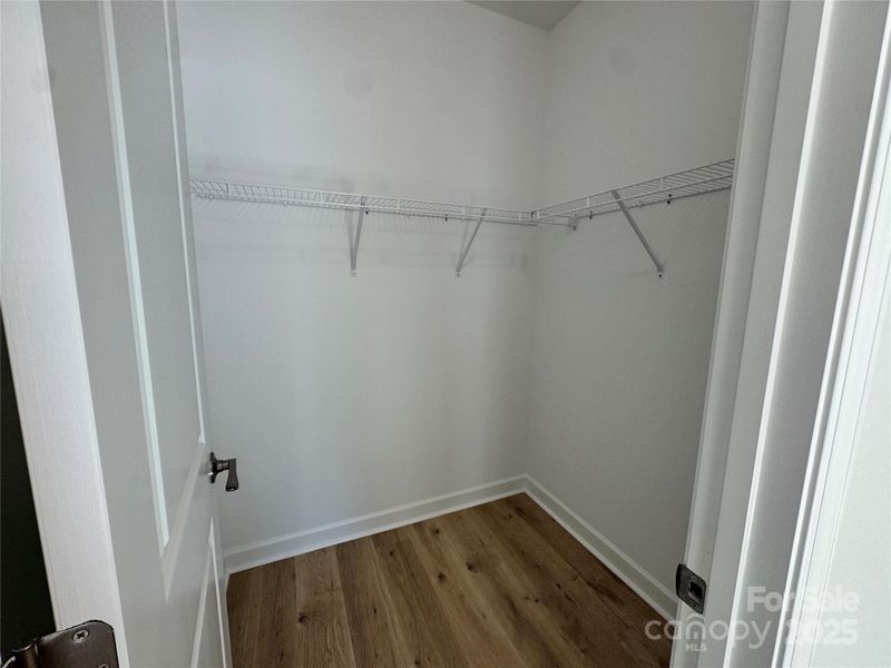 Spacious, unfurnished interior of a new home in , Monroe (Image 11).