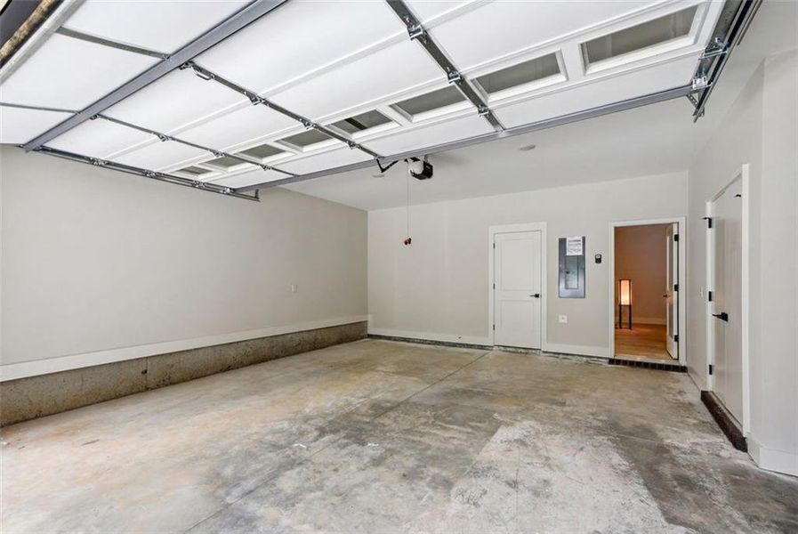 Spacious, unfurnished interior of a new home in , Cumming (Image 27).