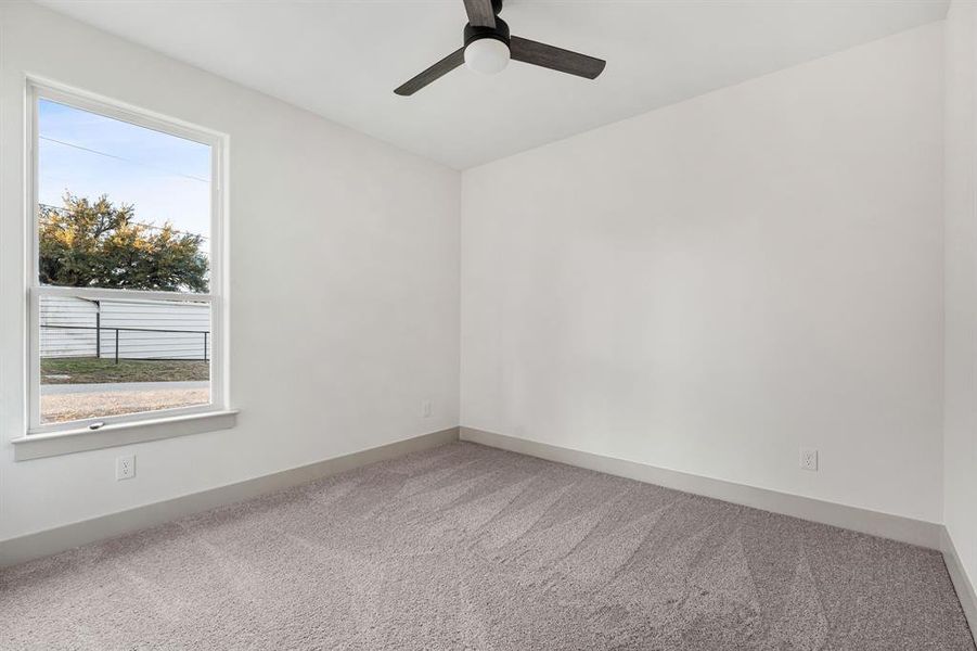 Spacious, unfurnished interior of a new home in , Granbury (Image 19). Spacious, unfurnished interior of a new home in , Granbury (Image 19).