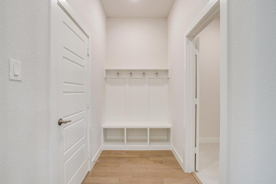 Representative furnished interior of a home built from the Longview by Graham Hart Home Builder in Talon Hills, Fort Worth (Image 9). Representative furnished interior of a home built from the Longview by Graham Hart Home Builder in Talon Hills, Fort Worth (Image 9).