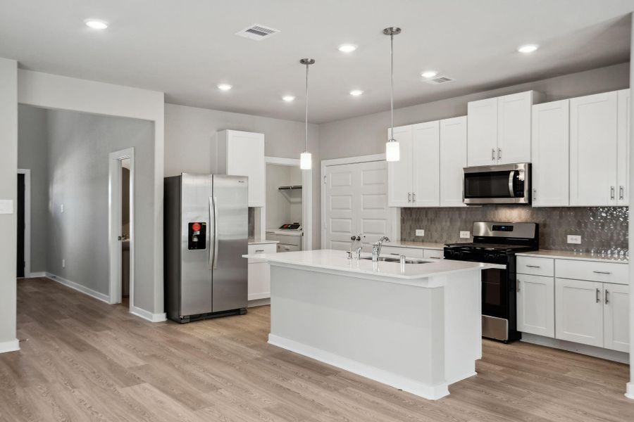 Photo is not of the actual home but is an inspirational photo of builder’s model home and may depict options, furnishings, and/or decorator features that are not included. Photo is not of the actual home but is an inspirational photo of builder’s model home and may depict options, furnishings, and/or decorator features that are not included.