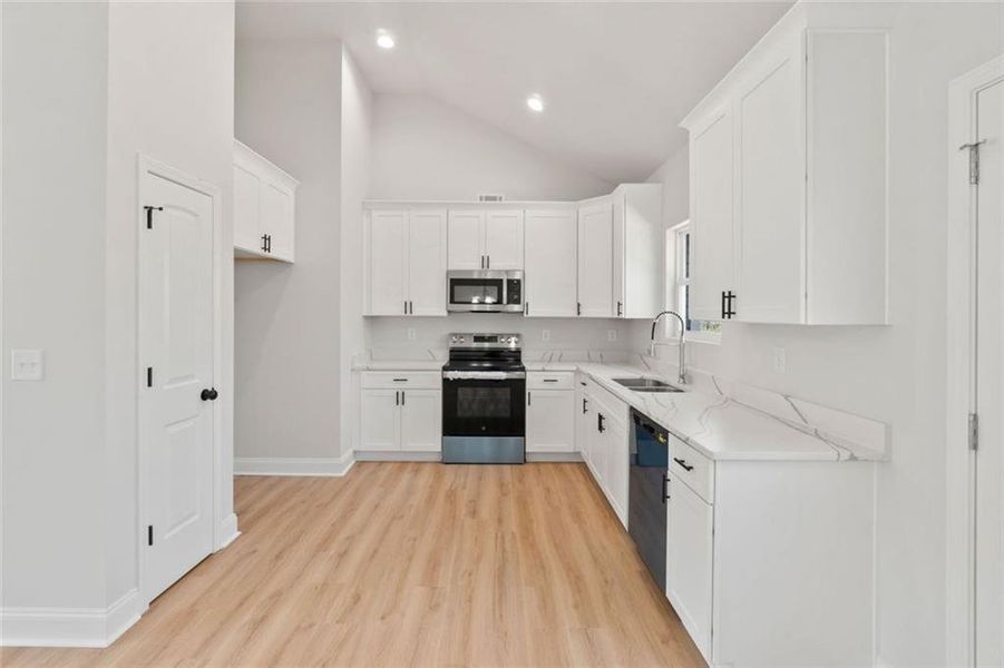 Furnished interior view inside a new home in , Alto (Image 7).