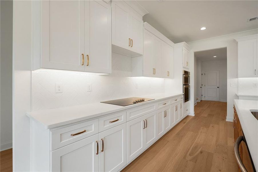 Furnished interior view inside a new home in , Calhoun (Image 7).