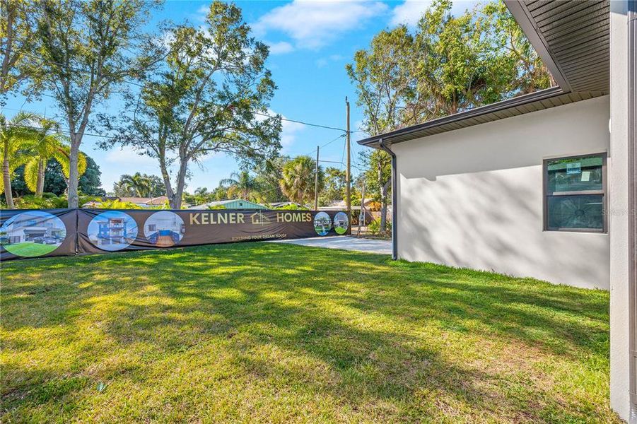 Exterior details and patio area of a home in , Gulfport (Image 29).