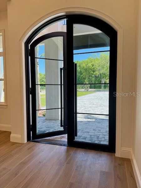 Spacious, unfurnished interior of a new home in , Sorrento (Image 27).