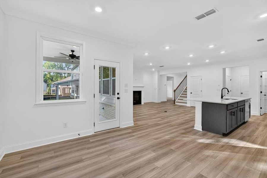 Spacious, unfurnished interior of a new home in Bailey Fence, Dacula (Image 34).
