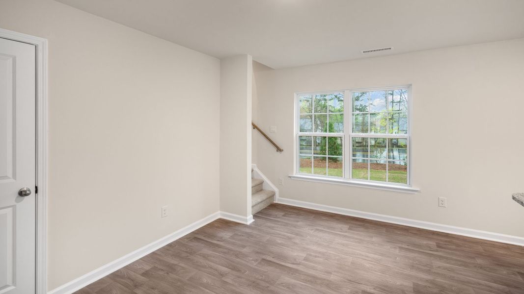 Spacious, unfurnished interior of a new home in Hobbs Farm, Ayden (Image 18).