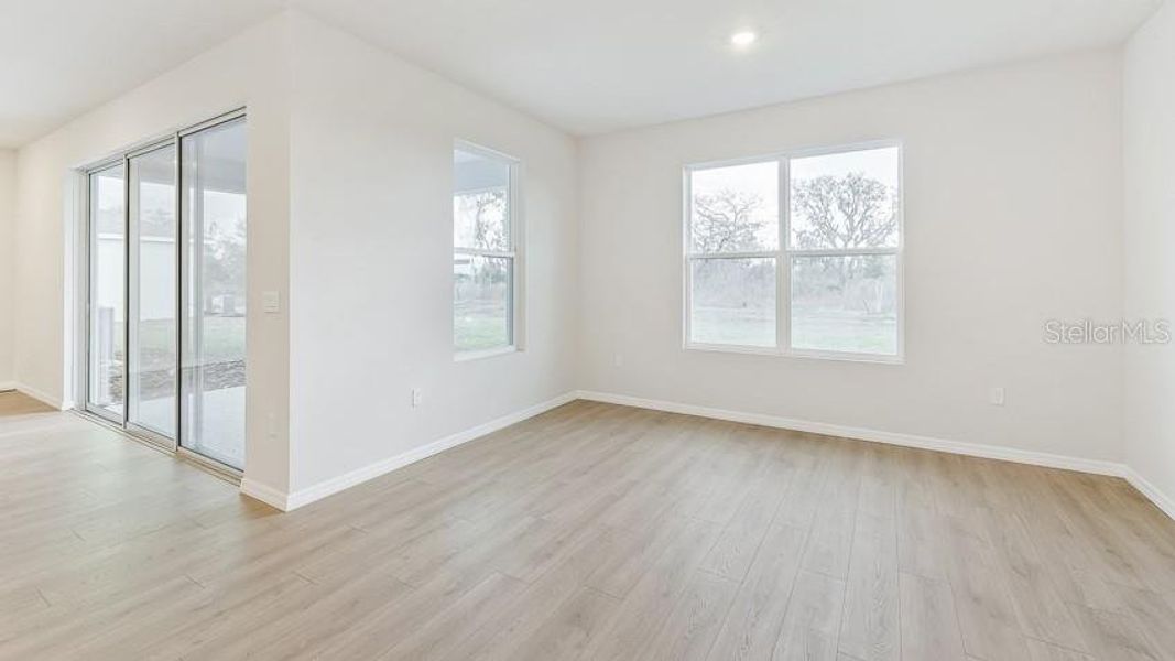 Spacious, unfurnished interior of a new home in Legacy Preserve, Parrish (Image 16).