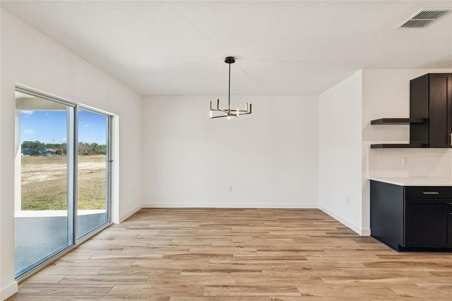 Spacious, unfurnished interior of a new home in Aspire at Glen Aire, Ocala (Image 28).