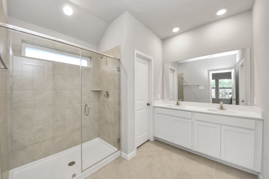 Image 16 of a home in Montgomery Ridge.