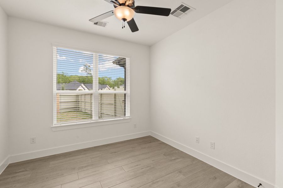 Spacious, unfurnished interior of a new home in Evergreen, Conroe (Image 21). Spacious, unfurnished interior of a new home in Evergreen, Conroe (Image 21).